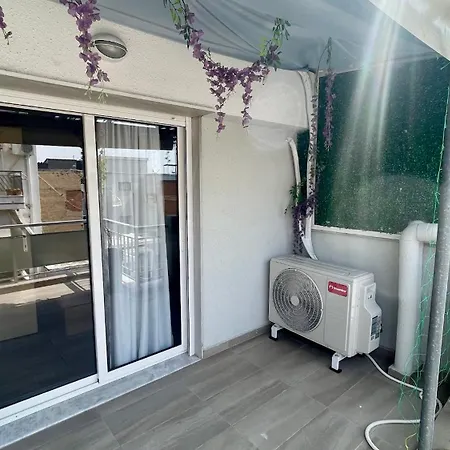 Christos Urban Oasis Appartement *