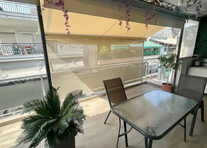 Christos Urban Oasis Apartament